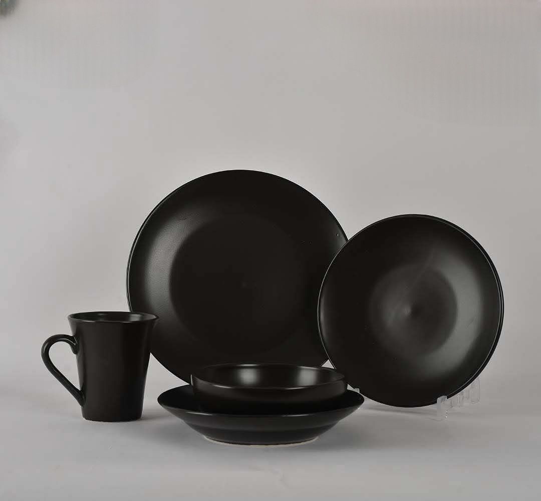 طقم عشاء 30 قطعة أسود مط