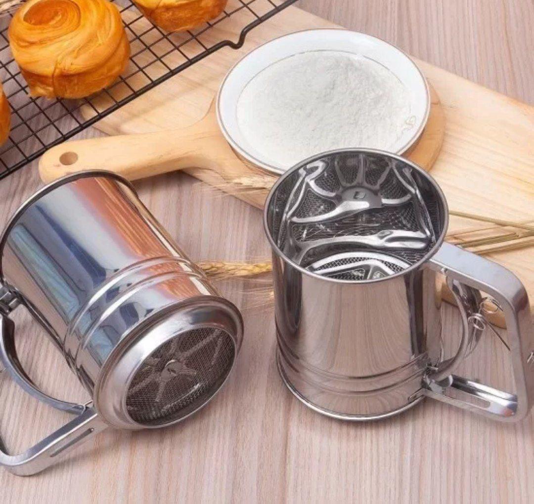 منخل دورق استيل كبير لغربلة الدقيق بشبك مزدوج ويد تشغيل