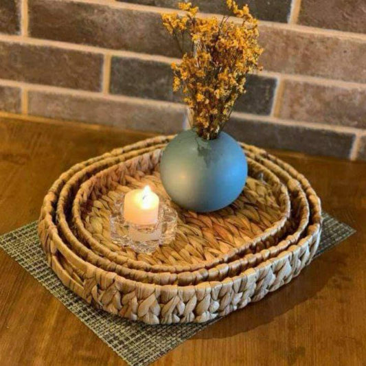 صواني خوص مضفرة ديكور طبيعية أنيقة للتقديم والديكور