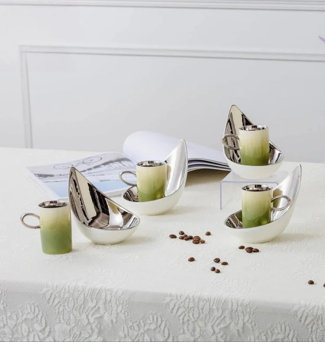 طقم قهوة بورسلين مركب 12 قطعة الباشا – يد ذهبى أو فضى أنيق