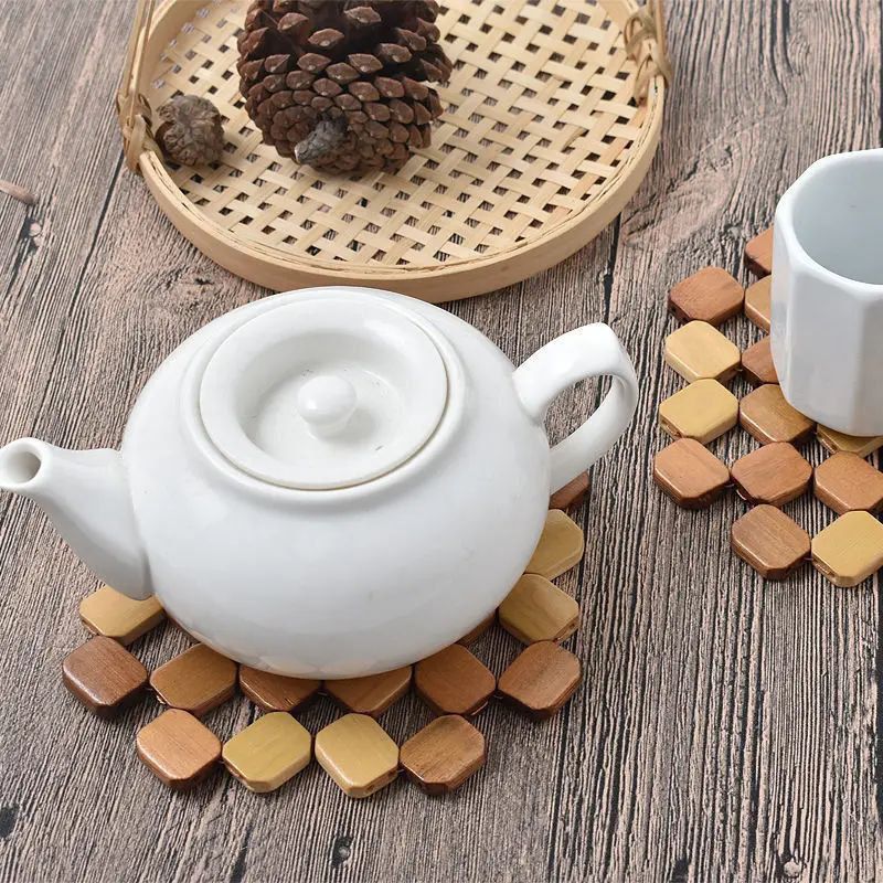 كوستر دائري خشبي أرابيسك مستورد بمقاس 20 سم تصميم أنيق وفاخر