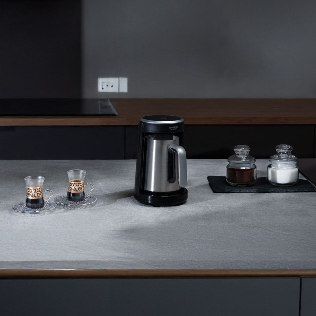 ماكينة قهوة تركية من أرشيا كود 3637 بسعة 300 مل مع تشغيل بلمسة واحدة