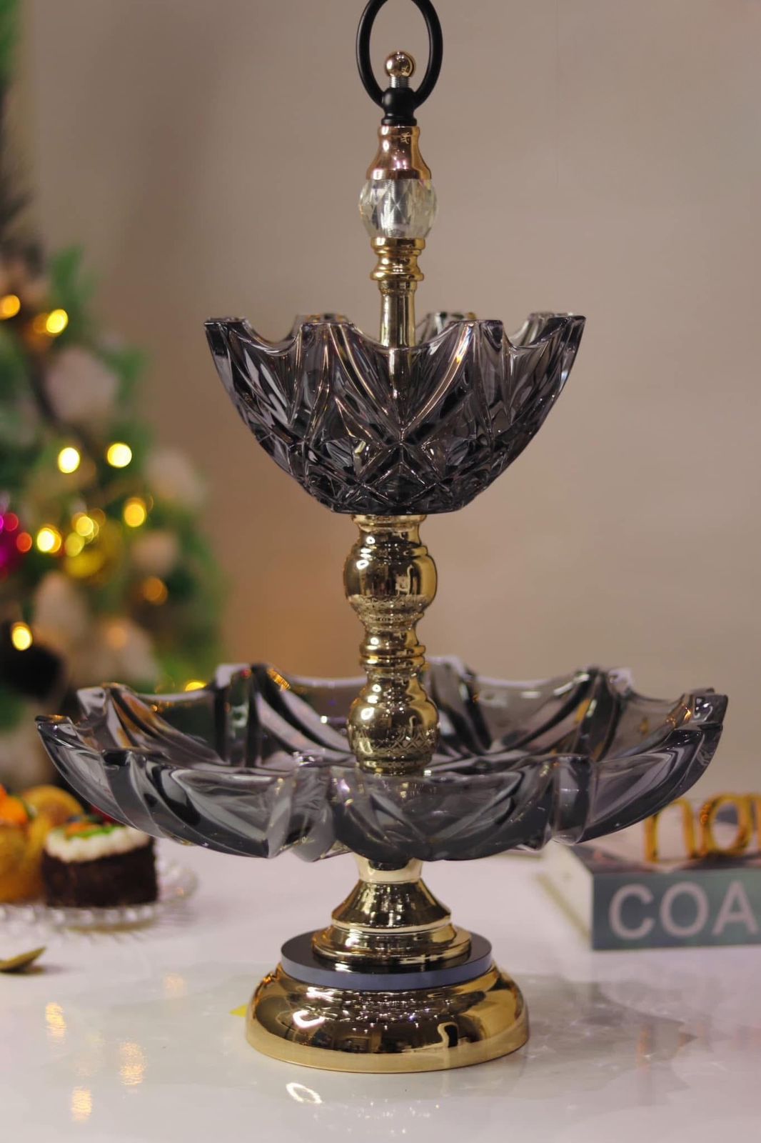 شيالة كعك جلاس كوبر دورين بقاعدة مدهبة فاخرة مستوردة