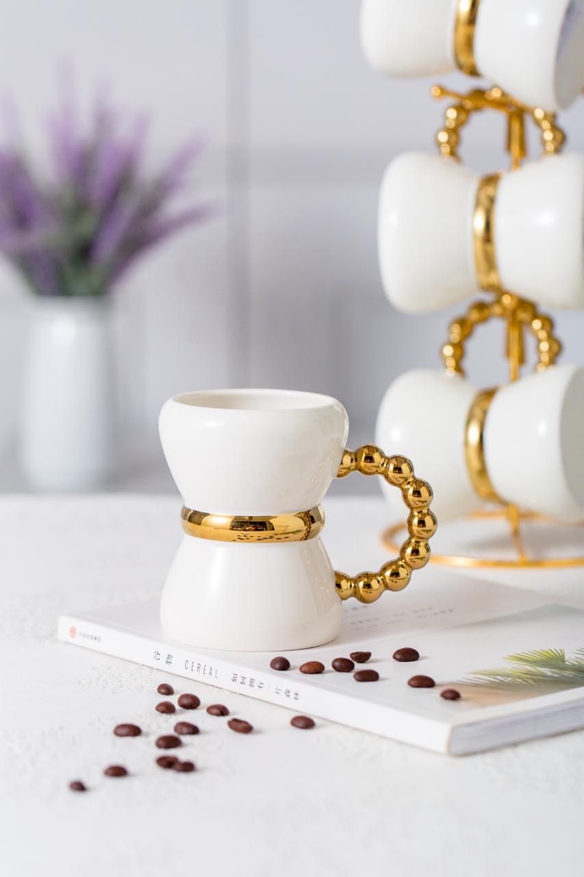 طقم مج شاى مكون من 6 مجات مع حامل مدهب فاخر لركن القهوة – 7 قطع