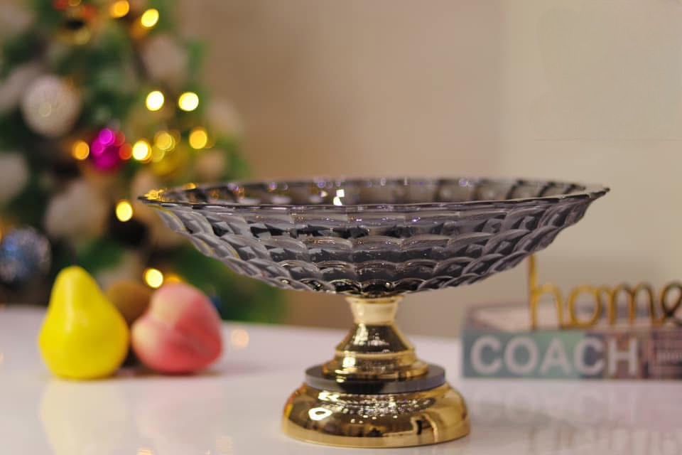 طبق فاكهة كريستال جلاس كوبر بقاعدة مدهبة من الباشا للتقديم والديكور