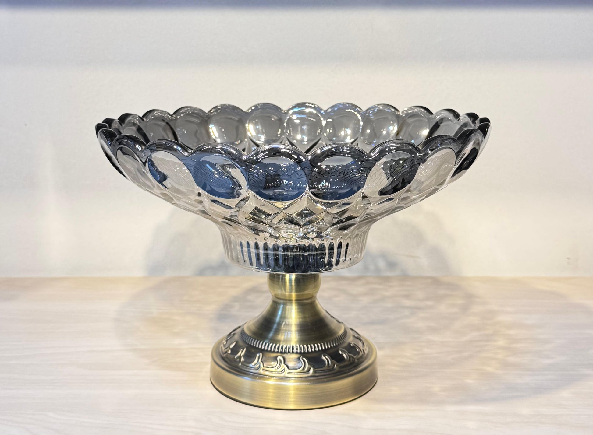 طبق فاكهة كريستال جلاس كوبر بقاعدة مدهبة من الباشا للتقديم والديكور