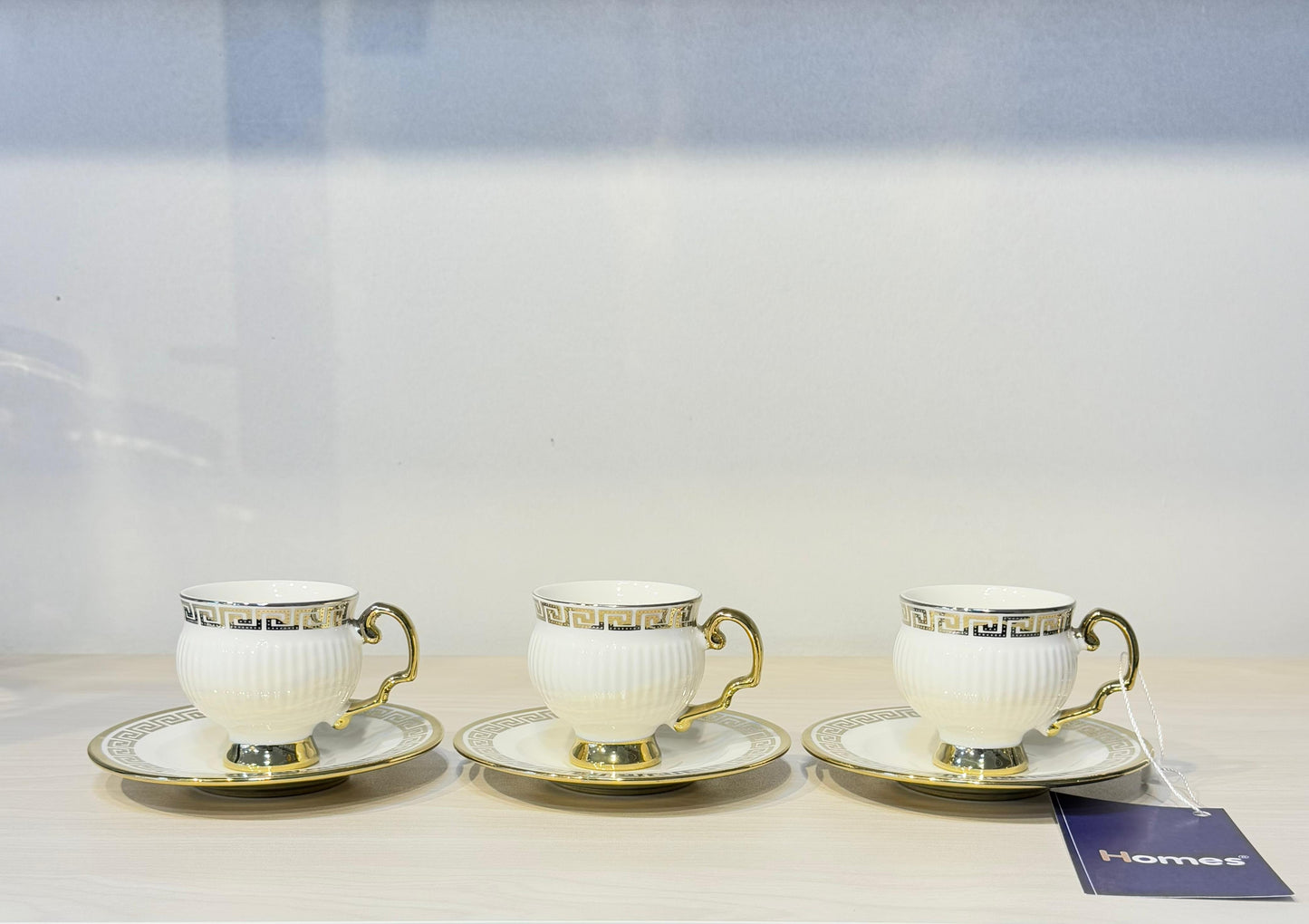 طقم فنجان قهوة مستورد فول جولد 12 قطعة بيد ذهبى وقاعدة مدهبة فاخرة