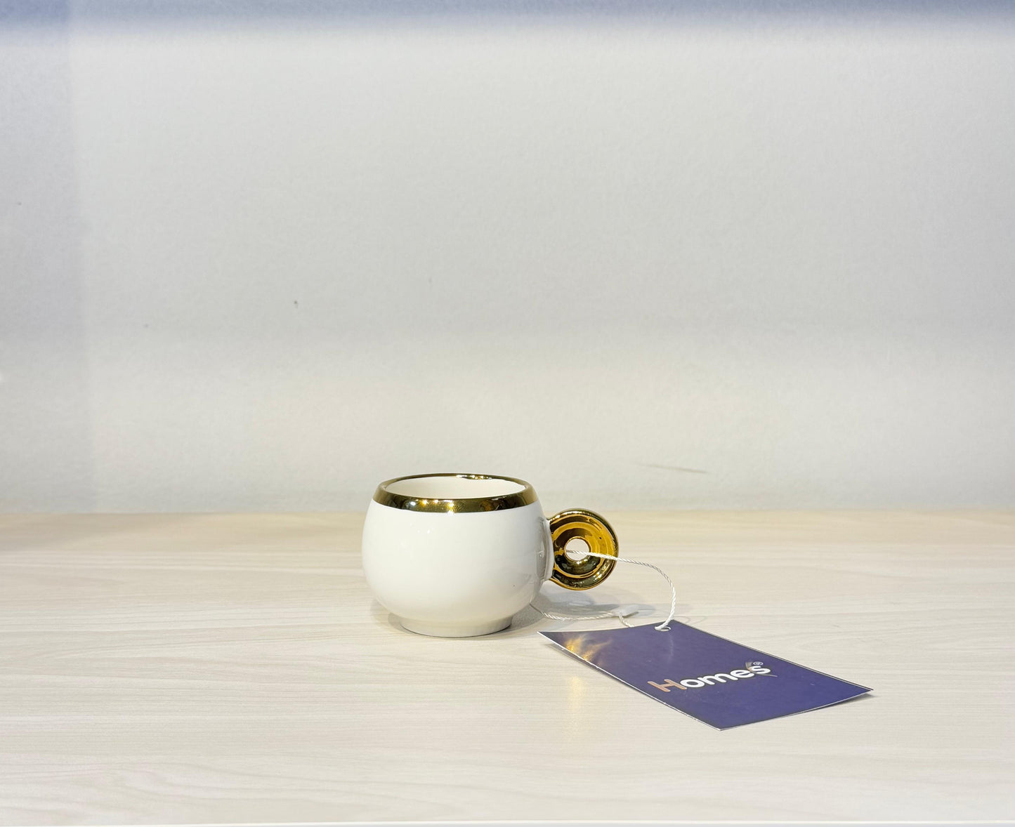 طقم فنجان قهوة مدهب مستورد 12 قطعة يد حلزوني فاخر من البورسلين