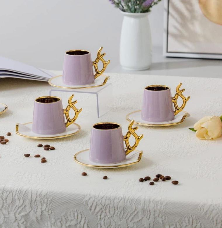 طقم قهوة بورسلين فاخر 12 قطعة مدهب يد غزالة بتصميم أنيق