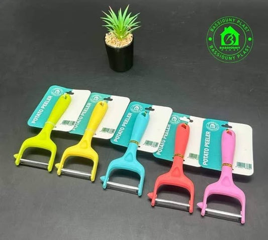 قشارة بطاطس بلاستيك عريضة بسيوني مع شفرة ستانلس لتقشير الخضار