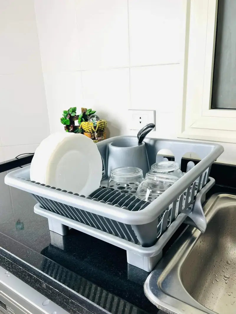 مطبقية ريكي بالقاعدة ليث 3×1 مزودة بصفاية لتصريف المياه وأماكن للأطباق والأكواب