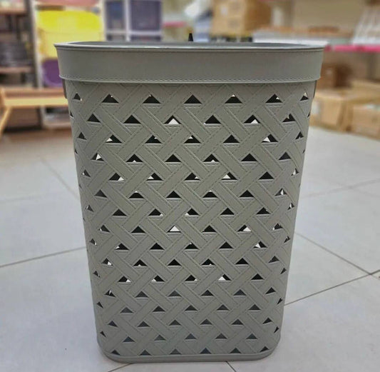 سبت غسيل بلوم من اكسا 60 لتر بغطاء محكم باللون الروز مصنوع من بلاستيك متين