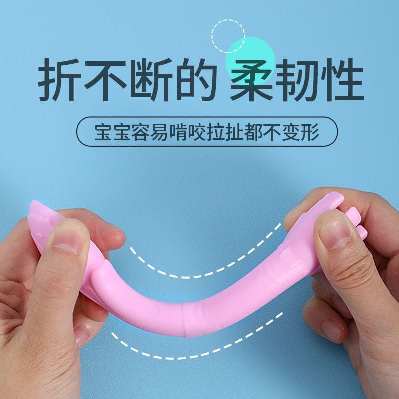 ملعقة سيليكون تدريب للأطفال حتى 3 سنوات ناعمة وآمنة على اللثة