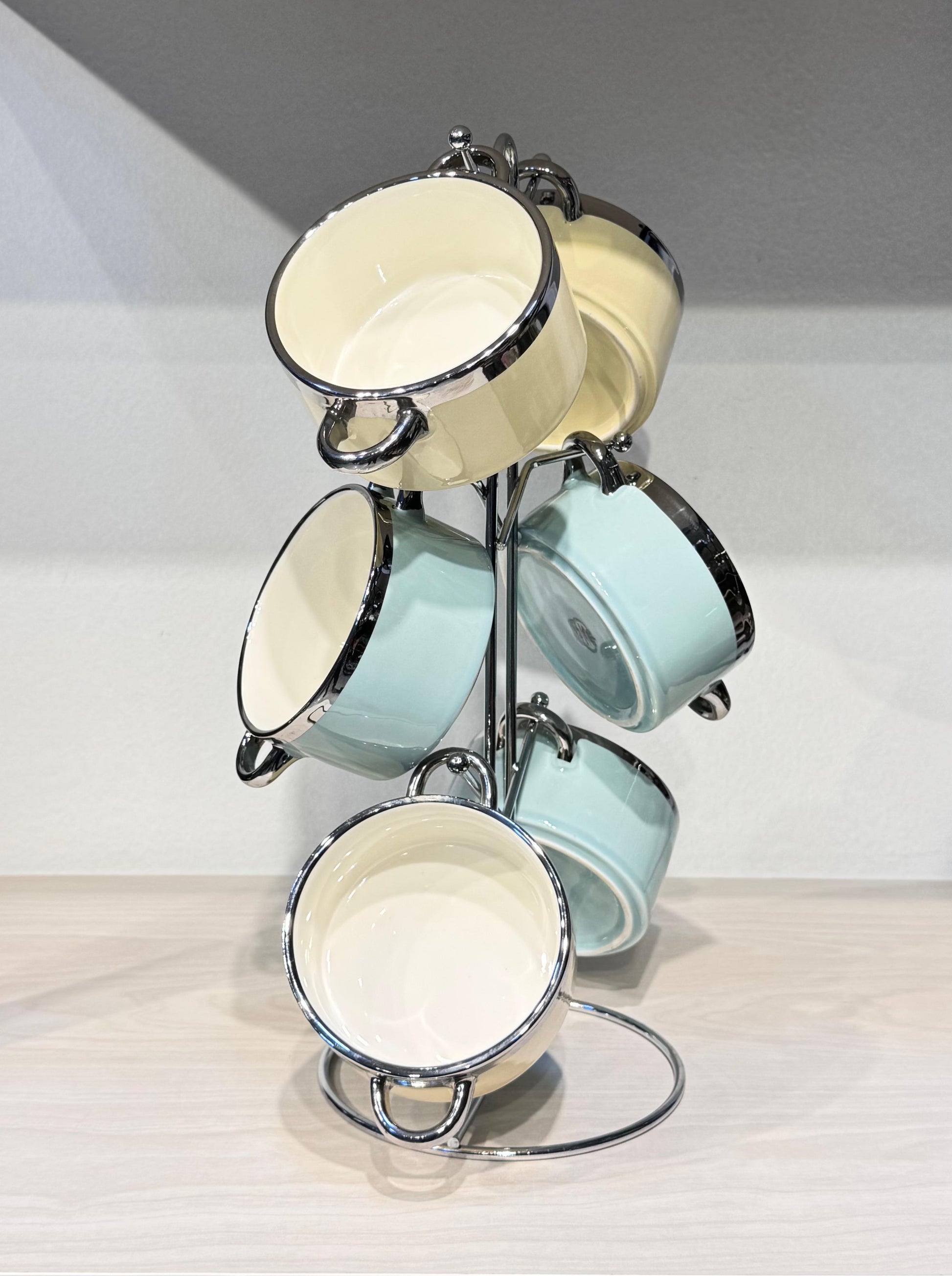 طقم شوربة بورسلين مستورد فاخر مكون من 7 قطع بحرف سيلفر وستاند أنيق