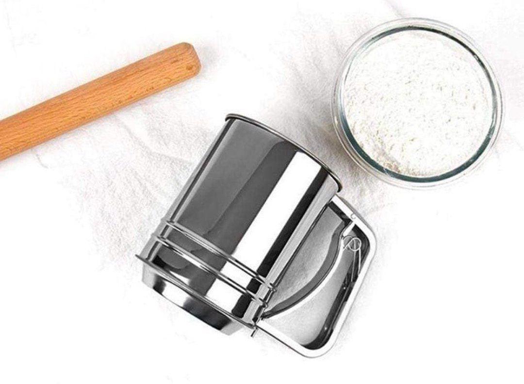 منخل دورق استيل كبير لغربلة الدقيق بشبك مزدوج ويد تشغيل