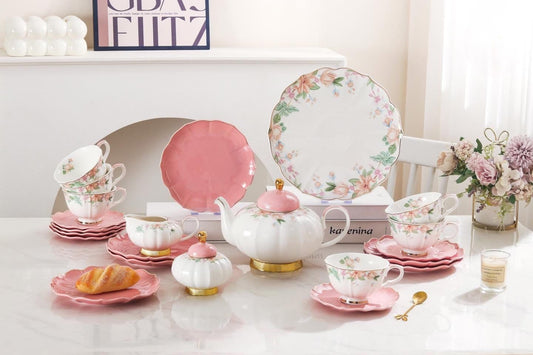 طقم شاي و جاتوه السيف الذهبي من البورسلين الفاخر مكون من 24 قطعة