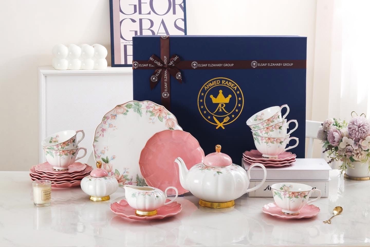 طقم شاي و جاتوه السيف الذهبي من البورسلين الفاخر مكون من 24 قطعة